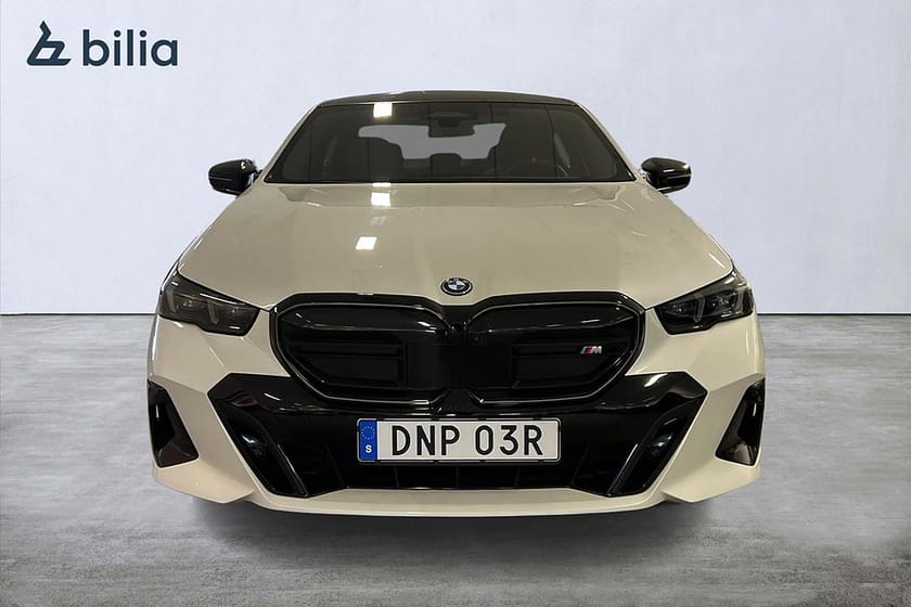 Bild 5 av BMW i5 M60 xDrive Sedan M-sport Pro | Panorama | Komfortstol