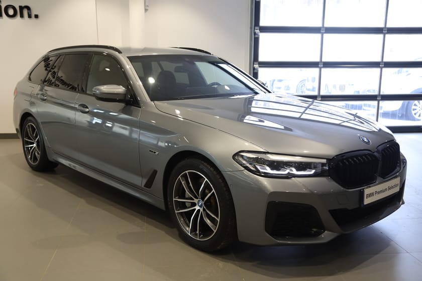 Bild 1 av BMW 530e xDrive Touring M Sport / Dragkrok
