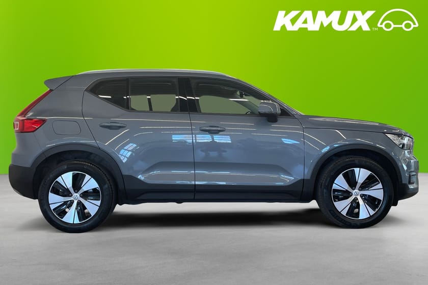Bild 2 av Volvo XC40 B4 AWD Momentum Advance 197hk B-kamera Adaptiv-farth Navi