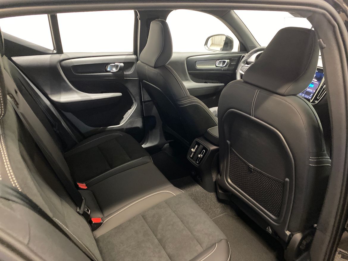 Bild 4 av 6 på bilen