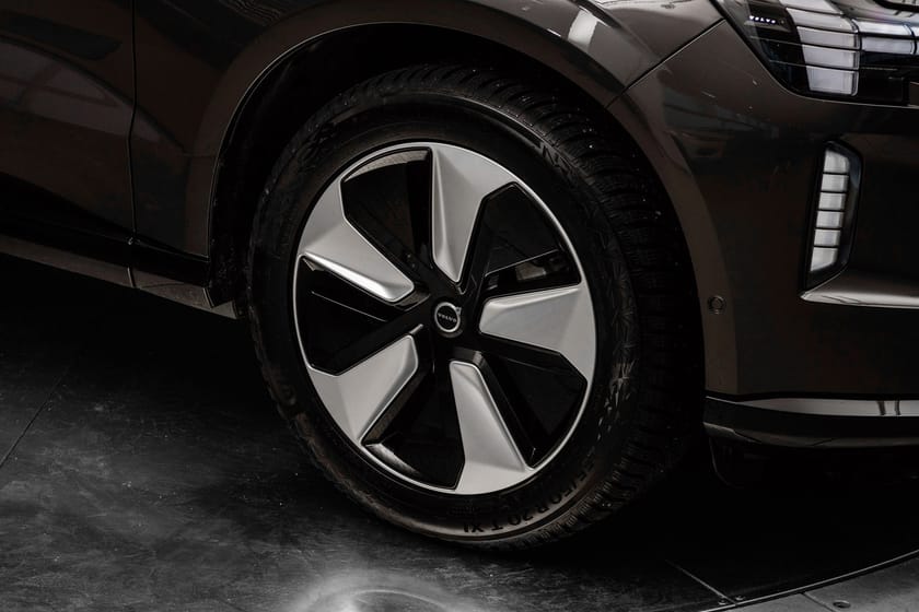 Bilde 2 av Volvo EX90 Twin Motor Performance M Perf. Ultra 7S KROK/MASSASJE/HUD/KAMERA360/LUFT