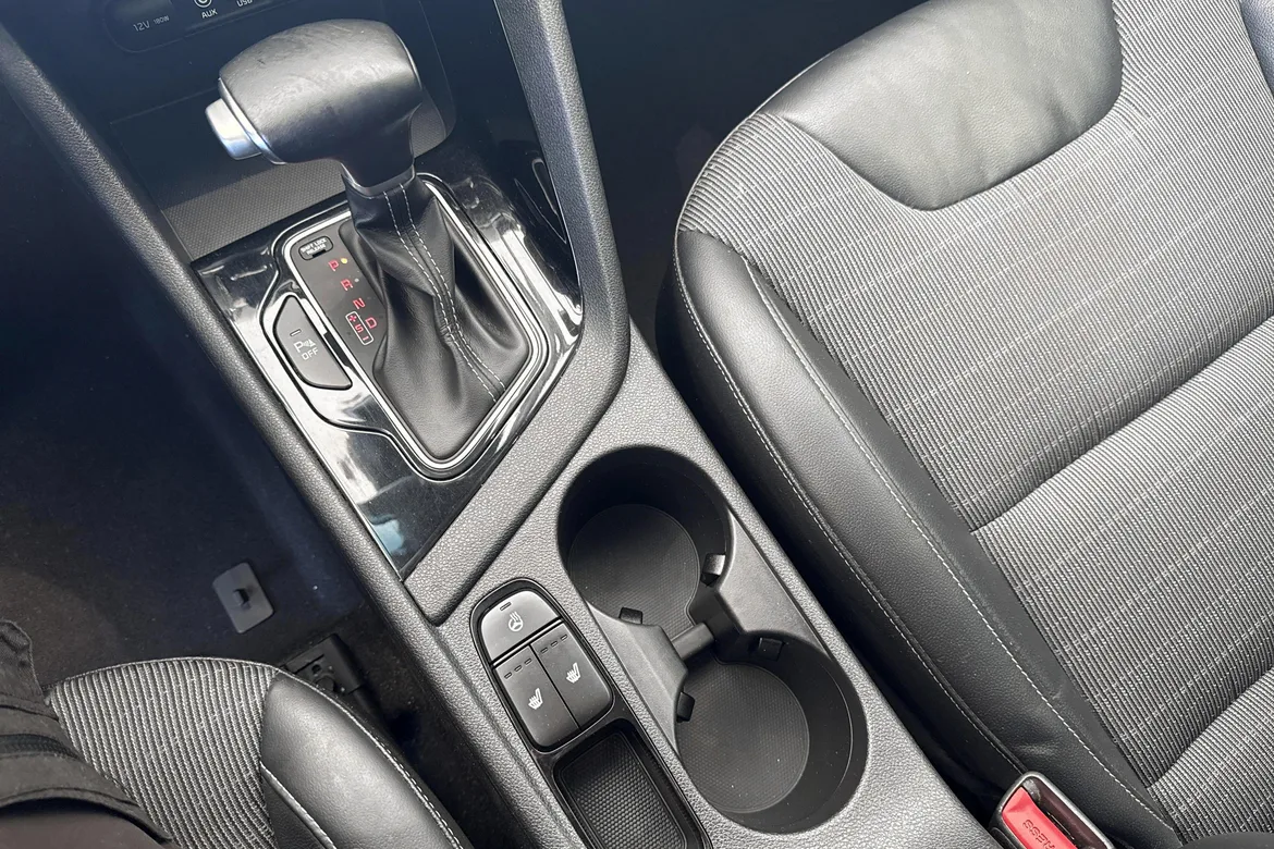 picture of a car