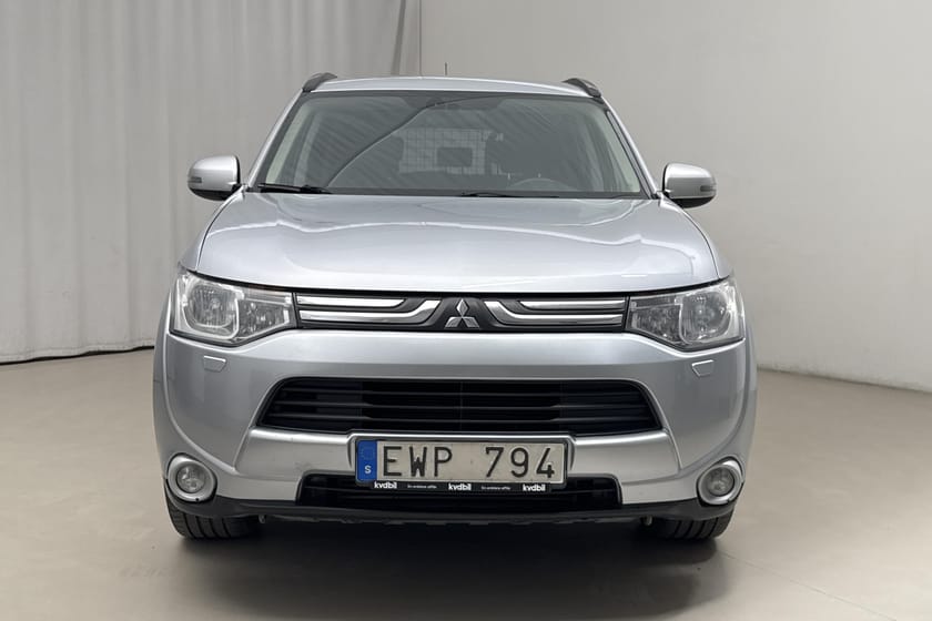 Bild 5 av Mitsubishi Outlander 2.2 Di-D 4WD (150hk) Komfort Drag