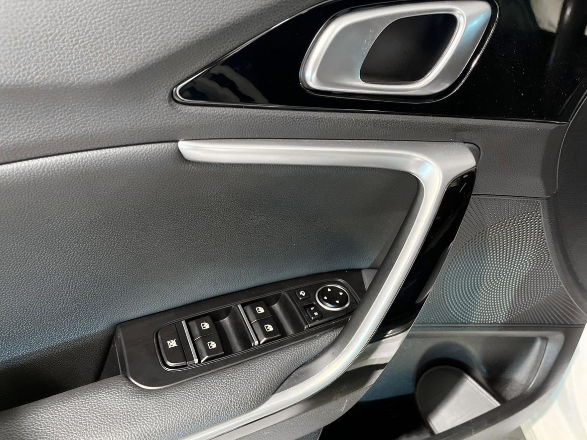 Kia Ceed 2023 - miniatyr 12