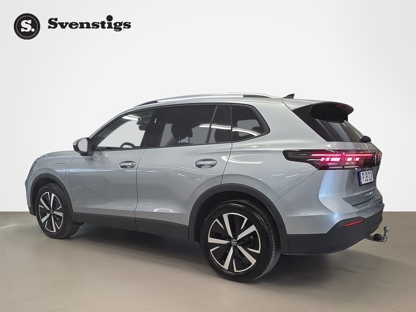 Bild 3 av Volkswagen Tiguan eHybrid LIFE 1.5 TSI 204hk Drag Backkamera