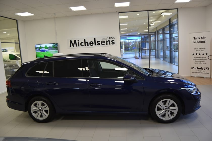 Bild 4 av Volkswagen Golf Sportscombi 1.5 eTSI 130 DSG7 Backkamera / Navi