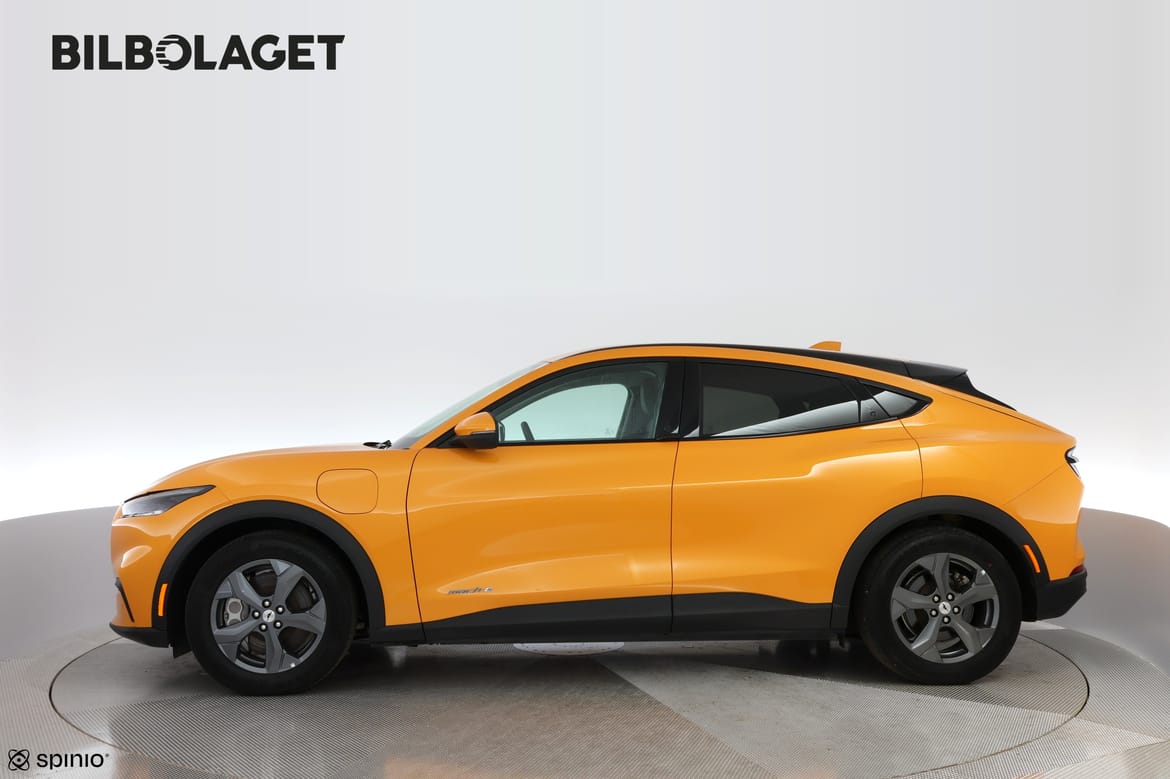 Ford Mustang Mach-E 2022 - miniatyr 3