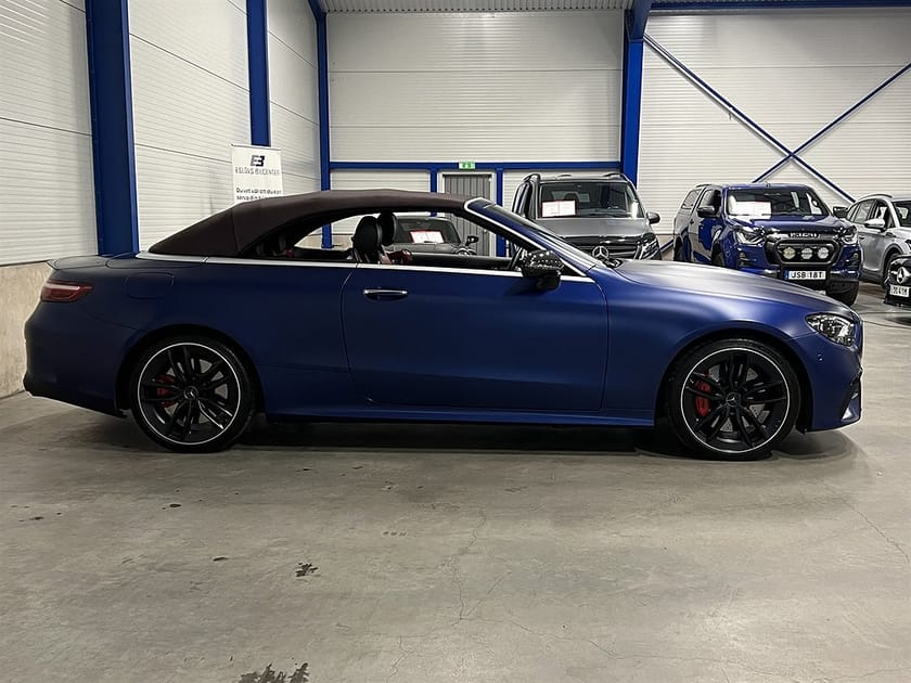 Bild 3 av Mercedes-Benz AMG E 53 4MATIC+ Cabriolet 435 HK 4MATIC / CAB / Burmester / Luftfjädring / Airscarf