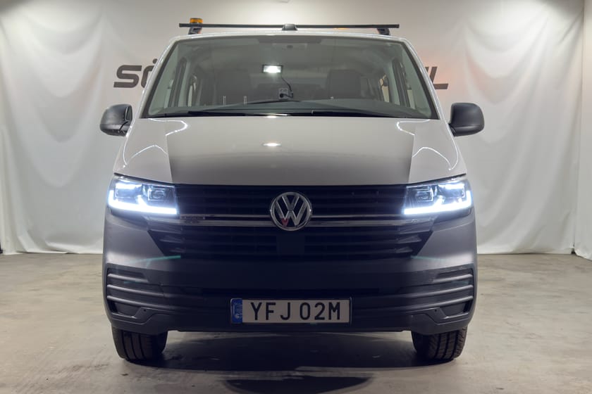Bild 4 av Volkswagen Transporter Kombi T32 2.0 TDI 4M 5-SITS DRAG 1 ÄGARE MOMSBIL