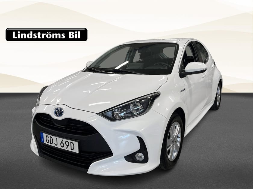 Bild 1 av Toyota Yaris Hybrid Active 1.5 116hk S&V-hjul
