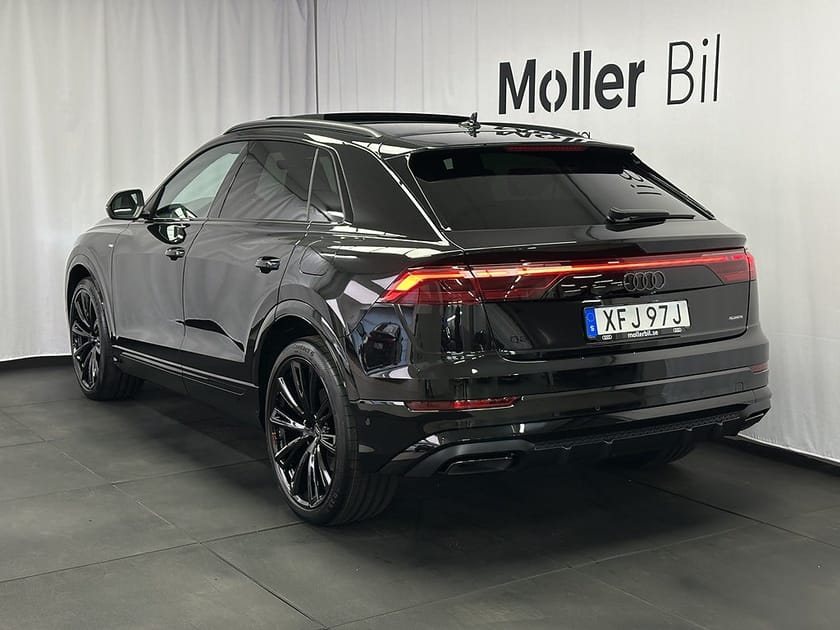 Bild 4 av Audi Q8 60 TFSI e quattro SUV TFSI-e Selection/ B&O/ HUD/23''/Pano