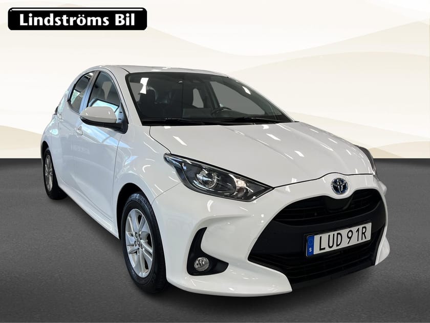 Bild 3 av Toyota Yaris Hybrid Active 1.5 116hk S-Hjul Moms