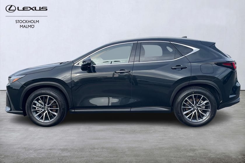Bild 2 av Lexus NX 450h+ AWD Business Plus Drag Navigation Plug-in-hybrid