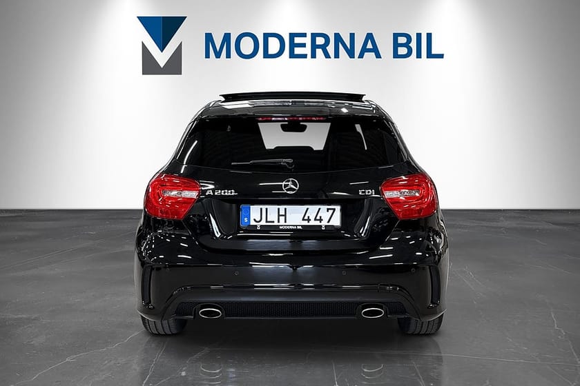 Bild 5 av Mercedes-Benz A 200 CDI 136hk 7G-DCT AMG Line Panorama P-sens Nyservad