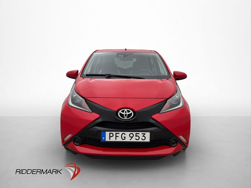 Bild 2 av Toyota Aygo 1.0 VVT-i 69hk X-PLAY Lane assist AUX Låg-Skatt