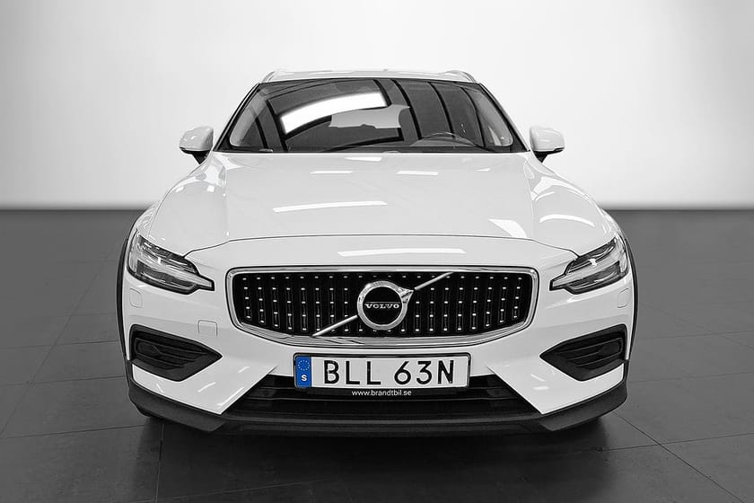 Bild 3 av Volvo V60 Cross Country D4 AWD Geartronic Momentum Euro 6