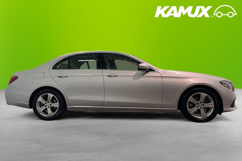 Bild 4 av Mercedes-Benz E 200 9G-Tronic Avantgarde Skinn Navigation Backkamera 184hk