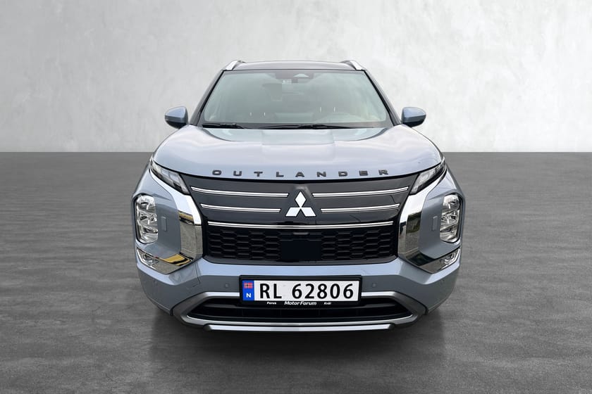 Bilde 2 av Mitsubishi Outlander PHEV NY PRIS/ INSTYLE+/ KROK/ 8 ÅR NYBILGARANTI