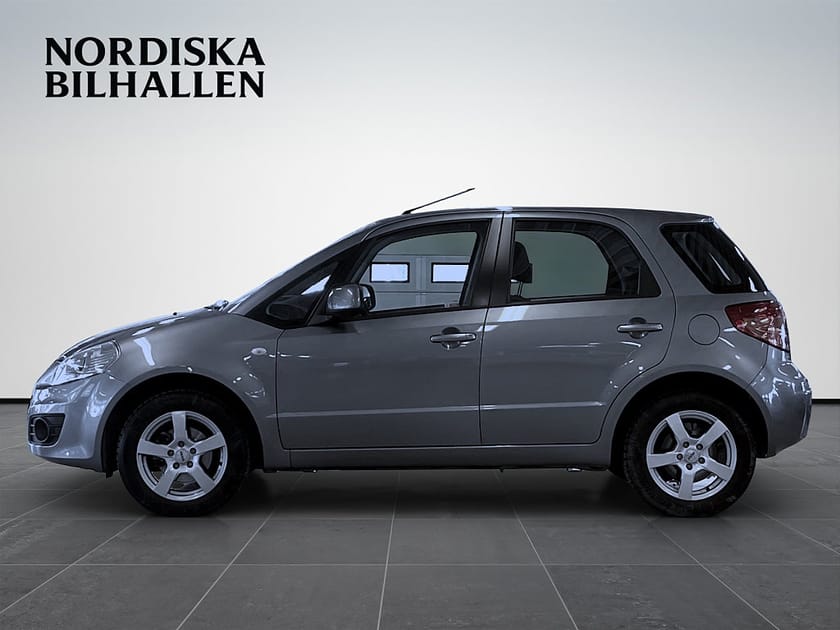 Bild 4 av Suzuki SX4 1.6 DOHC 16V VVT Euro 5