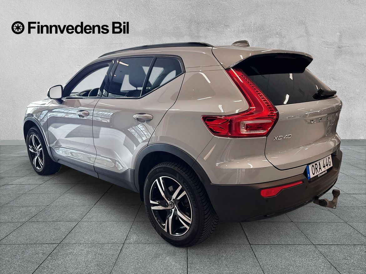 Volvo XC40 2024 - miniatyr 3