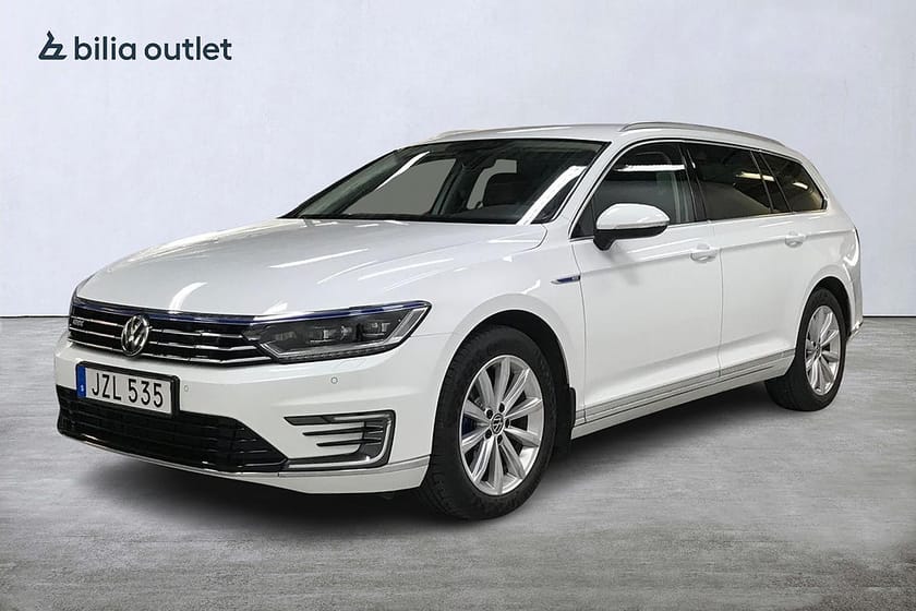Bild 1 av Volkswagen Passat Variant GTE 1.4 TSI Executive DSG 218hk Cockpit Drag Backkamera