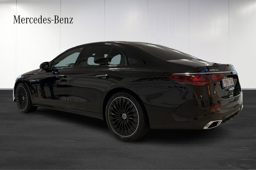 Bild 3 av Mercedes-Benz E 300 d e 4MATIC de  AMG Premium Plus / Drag *DEMO*
