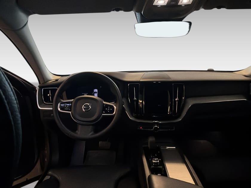 Bild 4 av Volvo XC60 B4 AWD Diesel Plus Dark