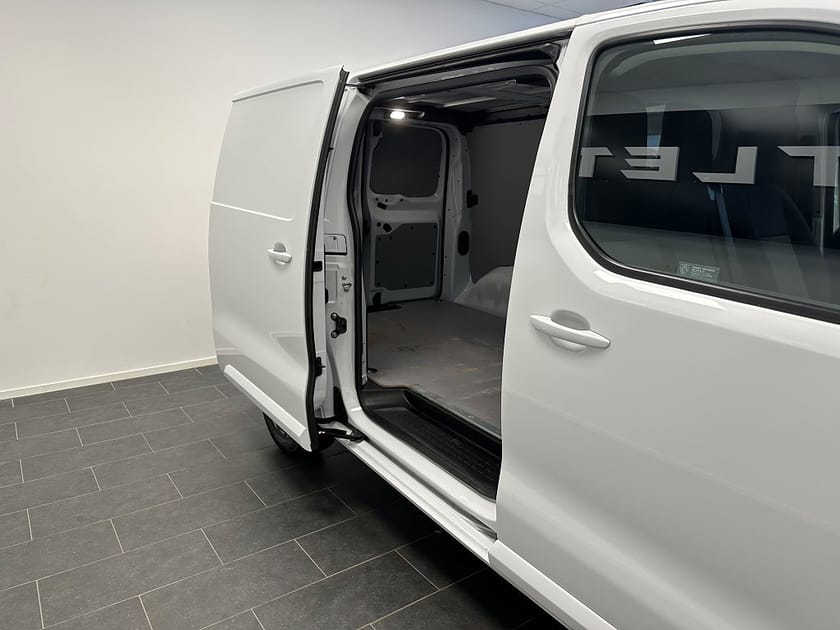 Bild 5 av Peugeot Expert Utökad Last 2.0 BlueHDi Värmare Dragkrok B-kam