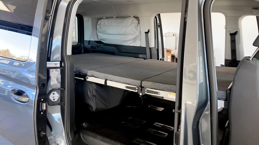 Bild 5 av Volkswagen Caddy Maxi California SÄNG STORMKÖK CAMPERVAN