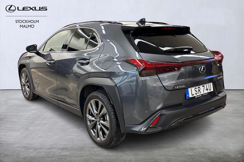 Bild 4 av Lexus UX 250h 250 F Sport Design P-värm Navi Keyless Backkamera
