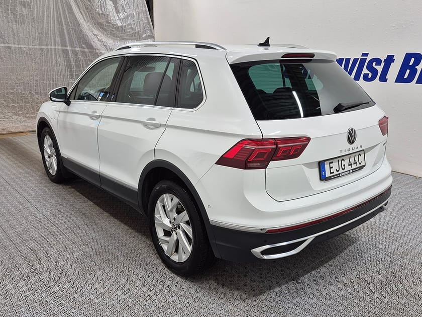 Bild 3 av Volkswagen Tiguan eHybrid Plug in 245HK Elegance