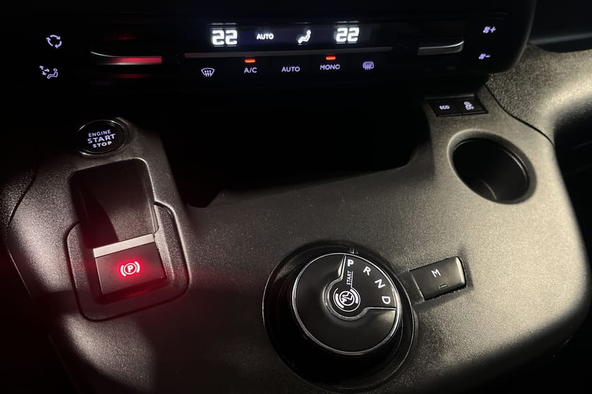 Bild 5 av Peugeot Partner Utökad Last L2 130HK Automat Full utr