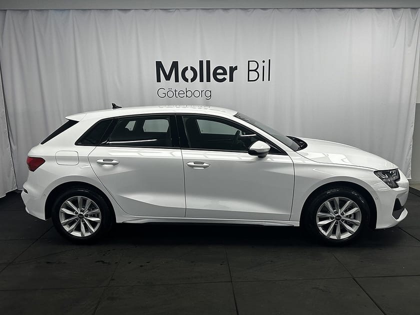Bild 2 av Audi A3 Sportback 35 TFSI Proline Värmare/Sensor/Kamera/Adp Farthållare