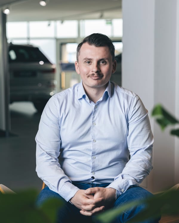 SEBASTIAN PERSSON - Personlig Bilrådgivare