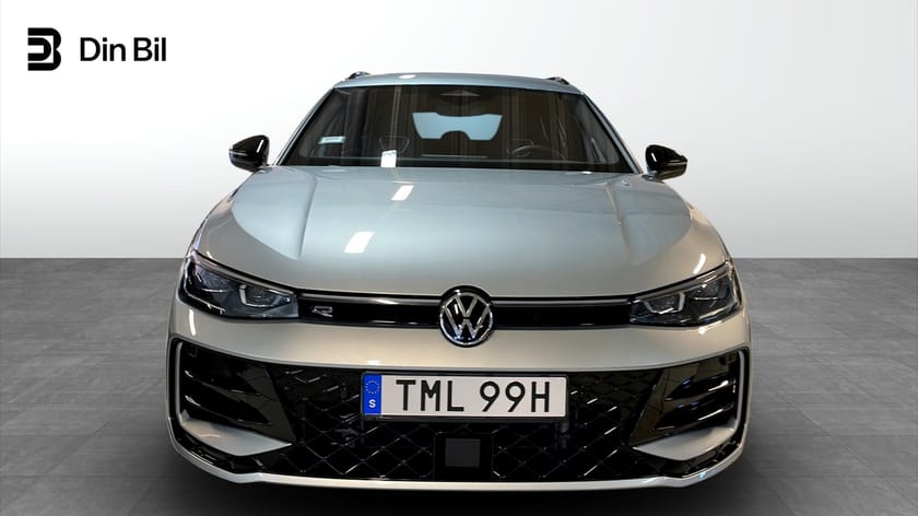 Bild 4 av Volkswagen Passat Sportscombi 2.0 TDI 4M R-Line V-Hjul Drag D-Värm