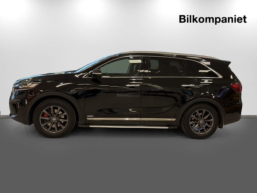 Bild 4 av Kia Sorento 2.2 CRDi AWD GT-Line SoV-däck MoK Drag Skinn Nav Pano