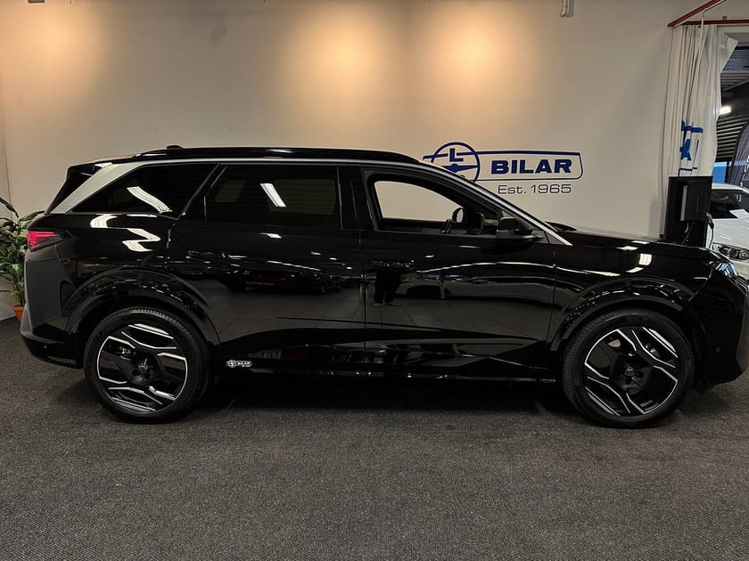 Bild 2 av Peugeot E-5008 GT | Drag | 7-Sits | 214hk | Moms