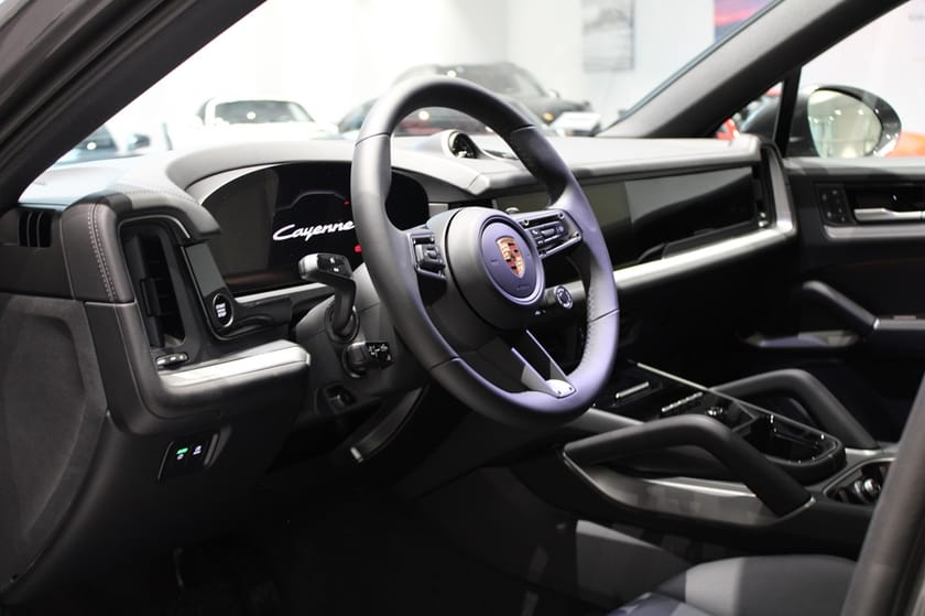 Bild 3 av Porsche Cayenne Coupé E-Hybrid Coupe Moms