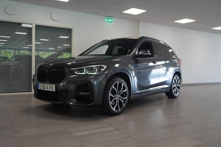 BMW X1 xDrive25e xDrive 25e M-Sport HUD Fartpilot Backkamera Drag HiFi Keyless