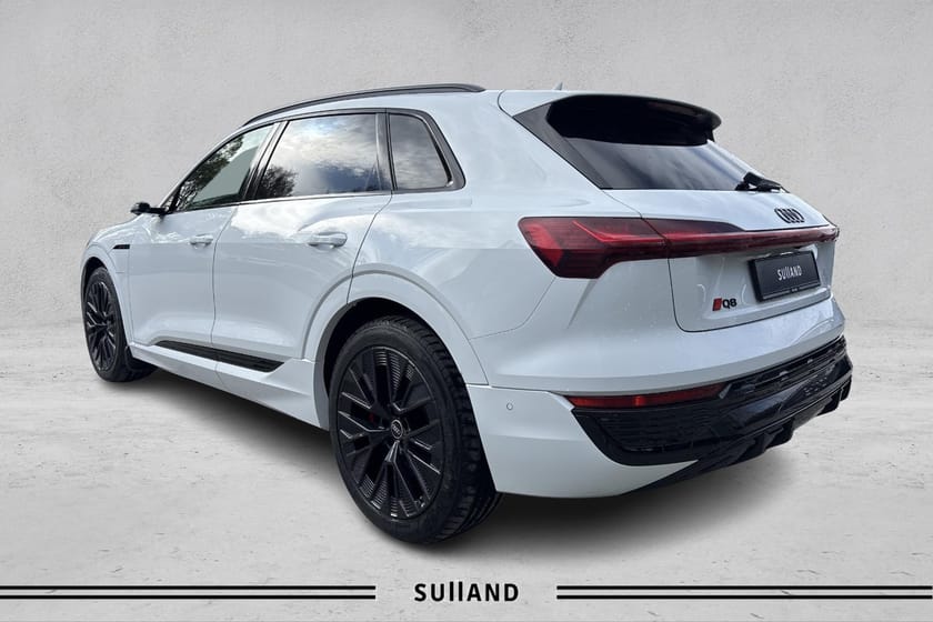 Bilde 3 av Audi Q8 55 e-tron quattro 