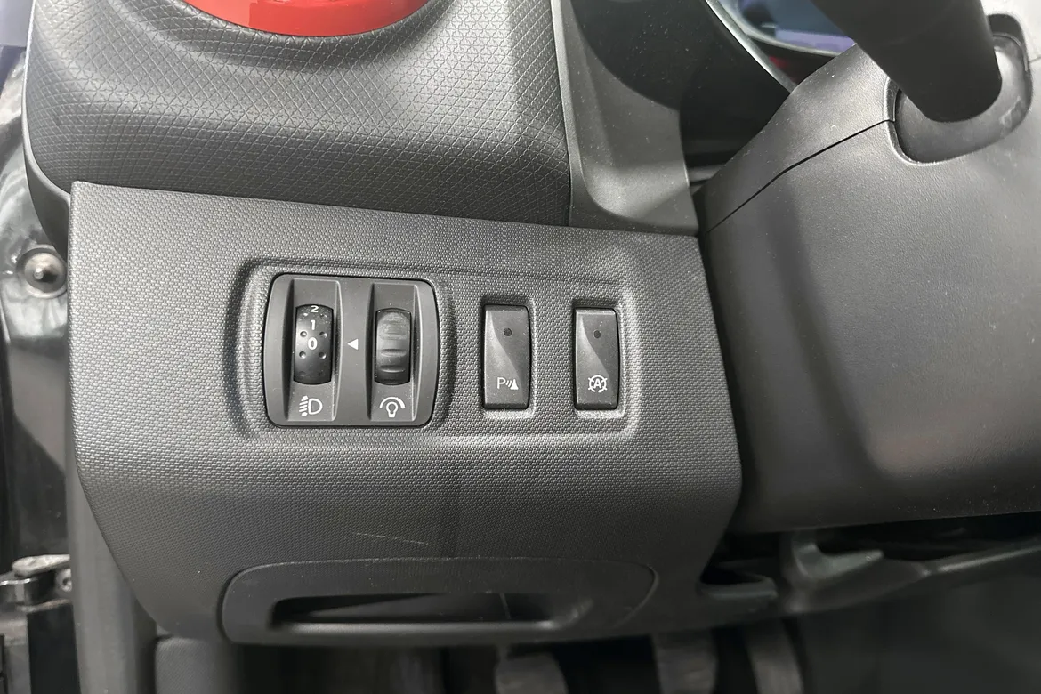 picture of a car