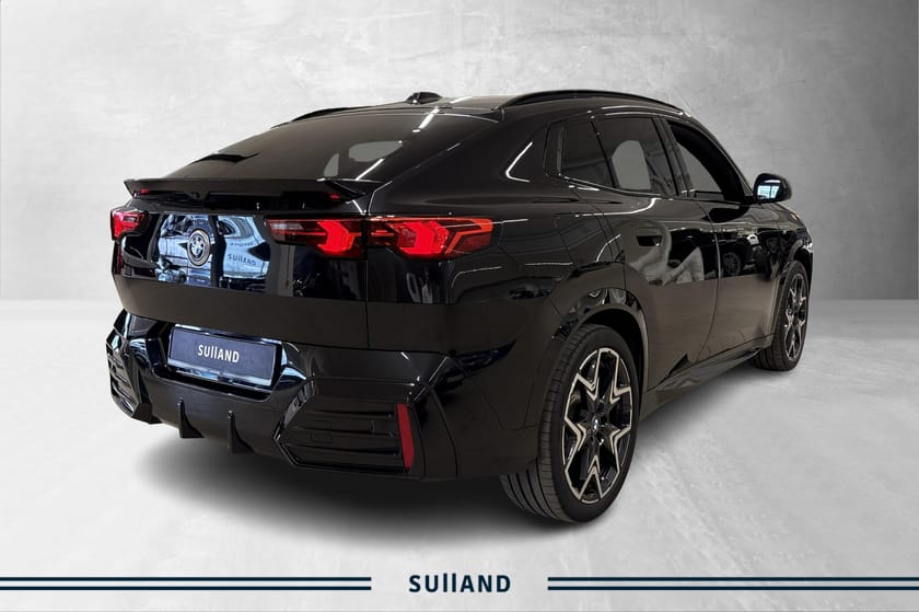 Bilde 5 av BMW iX2 xDrive30 ///M Sport/Head-Up/El.Sportseter/Panorama/HarmanK/Krok