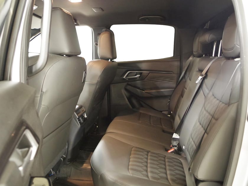 Bild 4 av Isuzu D-Max Crew Cab AT33 1.9 CNG 4WD Euro 6