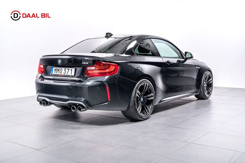 Bild 4 av BMW M2 370HK TAKLUCKA HELSKINN NAVIGATION CARPLAY HIFI