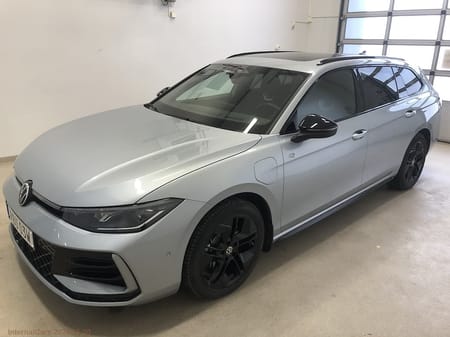 Volkswagen Passat Variant eHybrid R-line 272hk Plug in hybrid Black Style|Dragkrok|H