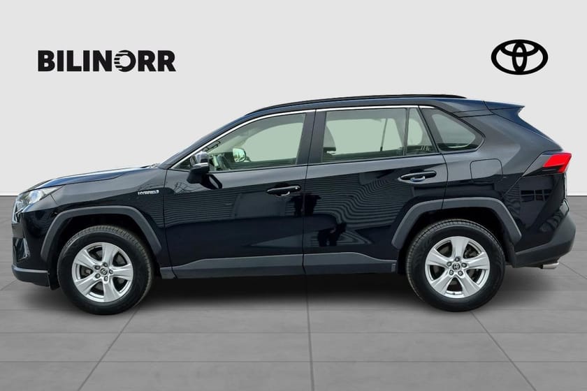 Bild 3 av Toyota RAV4 Hybrid AWD-i 2,5 ELHYBRID ACTIVE KOMFORTPAKET | VHJUL | DRAG |