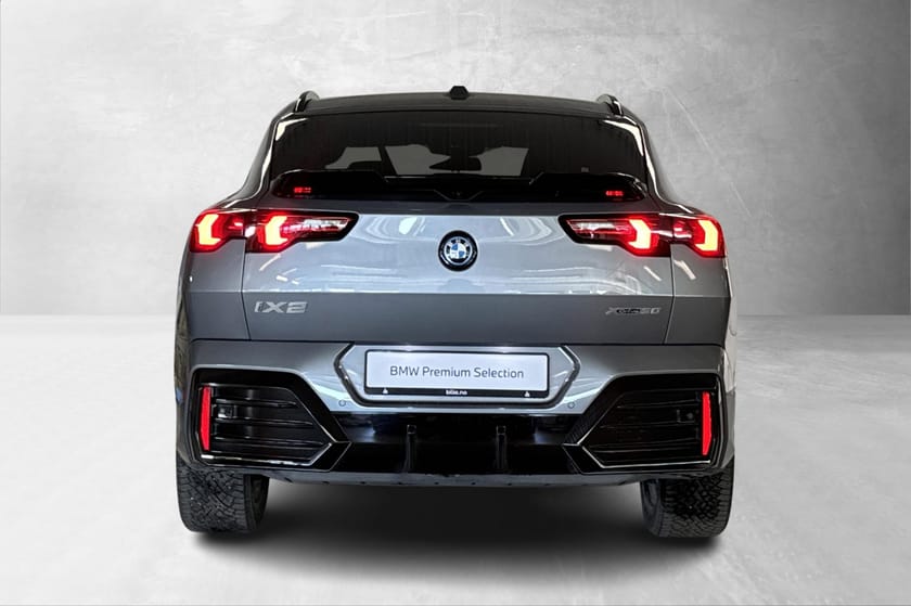 Bilde 3 av BMW iX2 xDrive30 xDrive30, Fully Charged, M-Sport Pro, H/K, Pano, HUD