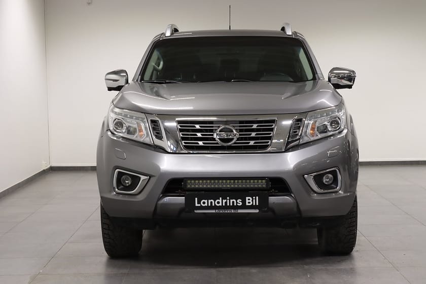 Bild 2 av Nissan Navara Dubbelhytt 2.3 dCi 4WD Tekna Dieselvärmare