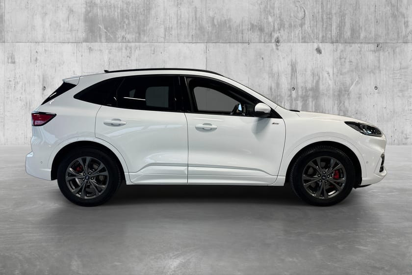 Bilde 4 av Ford Kuga Plug-In Hybrid 2 års Garanti/Hengerfeste/ST-line/Rattvarme/Adap