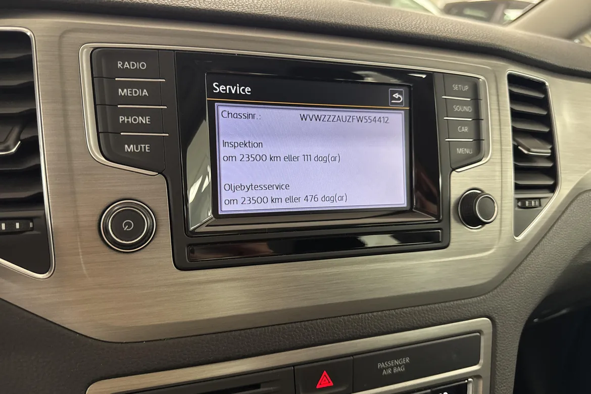picture of a car